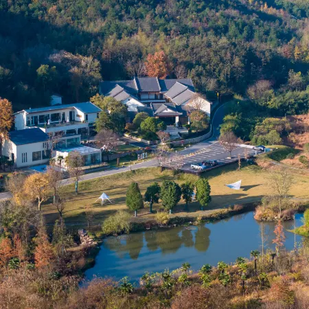 Lujiang Yefushanju Residence Resort Hotel