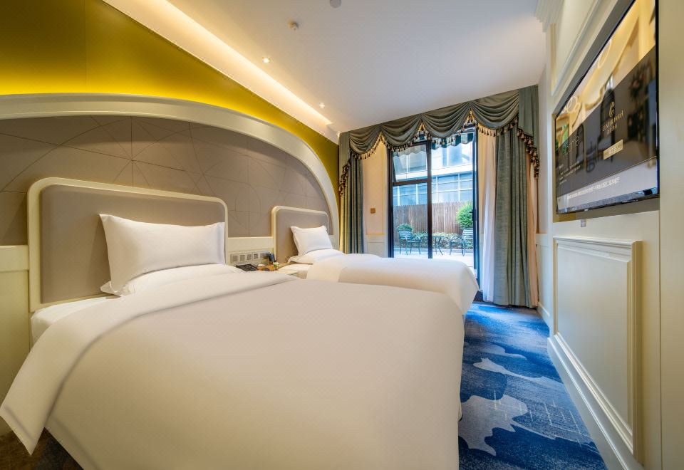 3. 센터 호텔 시안..