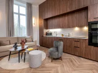 L'Horloge Hotels in Montevrain