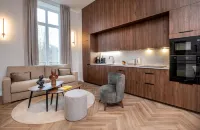 L'Horloge - Appart'Hotel Proche de Disneyland Hotels in Montevrain