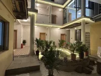 Yueting Nanshe Leisure Homestay Hotels near Guangyuan Panlong Airport