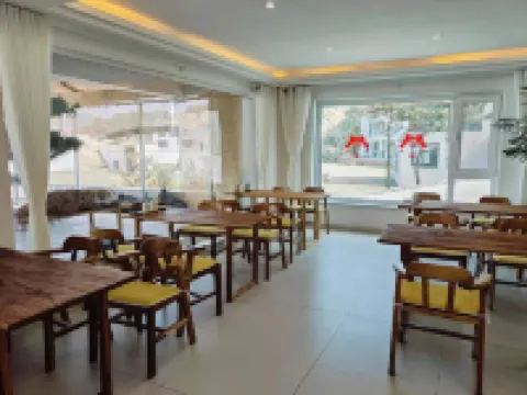 Guanshan Yuehai Homestay