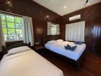 The Buwan Dive Resort Hoteles en Semporna