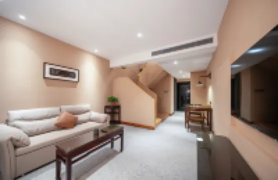 Chizhou Red Monograph Resort Hotel (Jiuhua Tianchi)