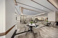 밍즈 샹춘 홀리데이 호텔 - 두장옌 롱촹 판다 밸리 지점