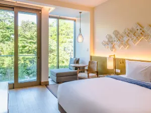 Crimson Resort and Spa Boracay