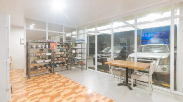 Cozy Cove Inn by RedDoorz