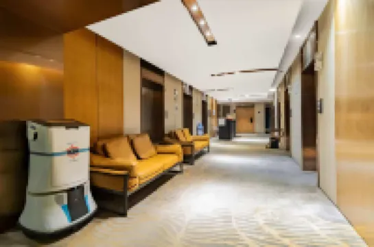 Mid-Levels.M Intelligent Inn (Changchun Auto City Wanda Branch)