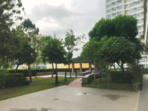 Staycation in Makati by Icon's Pad