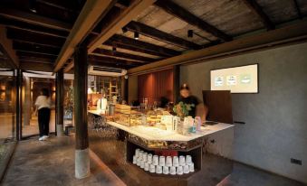 Syama Residence and Café