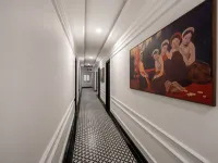 Elegant Hotel Отели рядом с достопримечательностью «Сигнальная Башня»