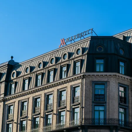 Brussels Marriott Hotel Grand Place Отели рядом с достопримечательностью «Станция метро Sint-Katelijne»