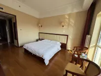 Fushun Xinbin He Mu Hotel (He Mu National Forest Park Branch)