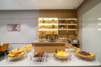 Golden Sunshine Hotel (Kuqa No.2 Middle School) - breakfast