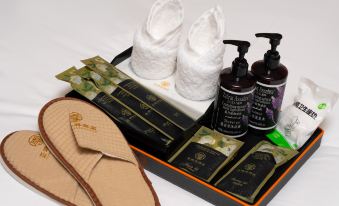 Jiuquan Yunruixiang Hotel