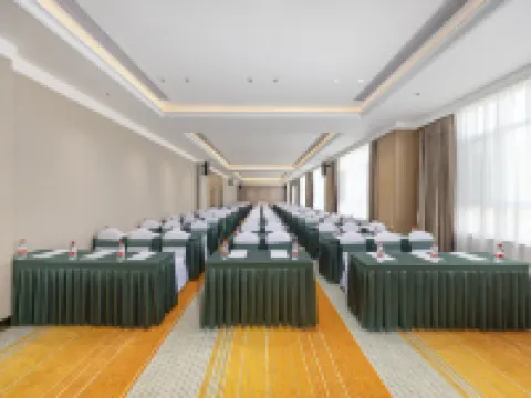 Vienna Hotel (Dingxi Railway Station Branch) Hoteles en Dingxi