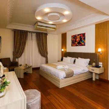 Pyramid Edge Hotel & Exclusive Pyramids View Rooftop