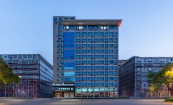 City Comfort Inn Hotel(Xiantao Land Tax Store)