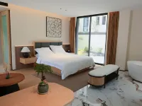 Lujiang Qingxidu B&B (Hefei bathing pool Hot Spring Tourist Resort) Hotels in Lujiang