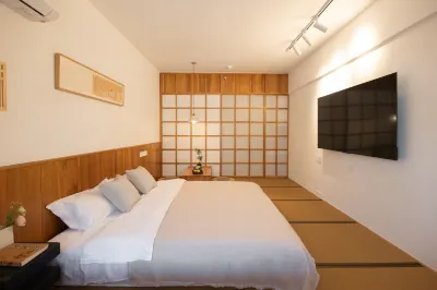 Lanri Yuehai Seaview Apartment (Rizhao Wanpingkou Dongyi Town Branch) Hotels near Golden Beach