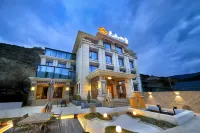 Yunshan Four Seasons Homestay (Huanglong Jiuzhai High-Speed Railway Station) - Airport Shuttle