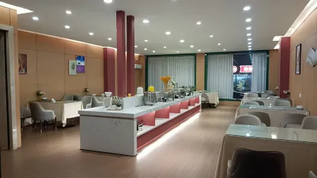 Lavande Hotel (Changde Taoyuan Taofang) Отели в г. Таоюань