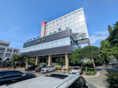 Grand Zuri Cikarang Jababeka Hotels near WaterBoom Lippo Cikarang