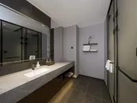 Huansen GuanZhi Hotel, North Slope Distribution Center of Changbai Mountain โรงแรมในอันถู