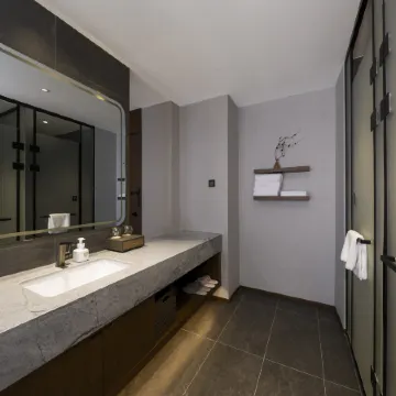 Huansen GuanZhi Hotel, North Slope Distribution Center of Changbai Mountain Отели в г. Анту