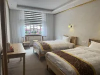 Jixiang 21 Hotel Hotels in Dêgê County