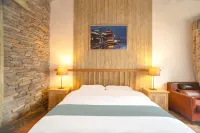 Yuegetang Cultural Homestay (Longli Shuanglong Town Branch) Hotels in Longli