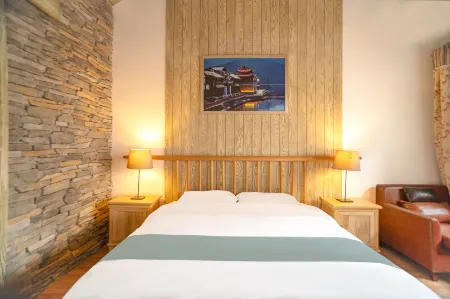 Yuegetang Cultural Homestay (Longli Shuanglong Town Branch)