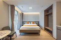 Shangjin Guanlan Hot Spring Hotel