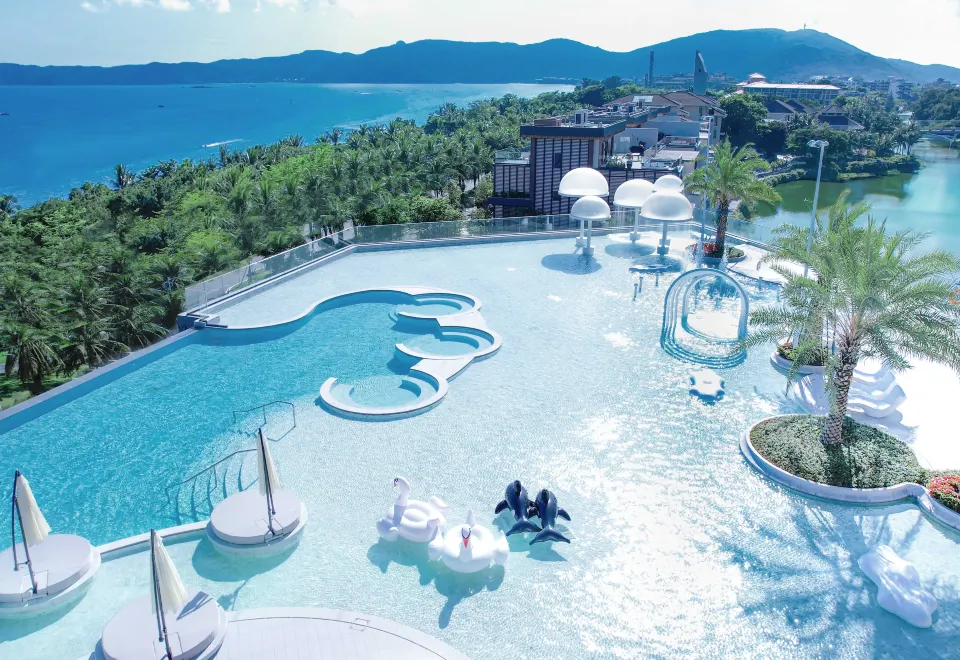 三亜亞龍灣星華フアルクセリゾートホテル(三亚亚龙湾星华华邑度假酒店