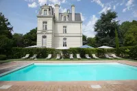 Château la Comtesse de Loire & Spa Hotel di Chenehutte-Treves-Cunault