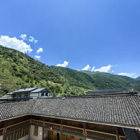 Baima Yueke Boutique Homestay