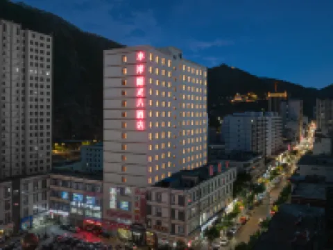 Tanchang Riverside Sunshine Grand Hotel (Binhe East Road) Hotels near Eman Valley Glass Bridge