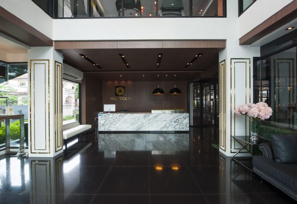 4. 매리골드 스쿰윗..