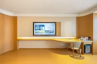 JI Hotel (Guiyang Baiyun Yuncheng Center) Hotels in Vicinity of Baiyun Changshan Pedestrian Street/Baiyun Park