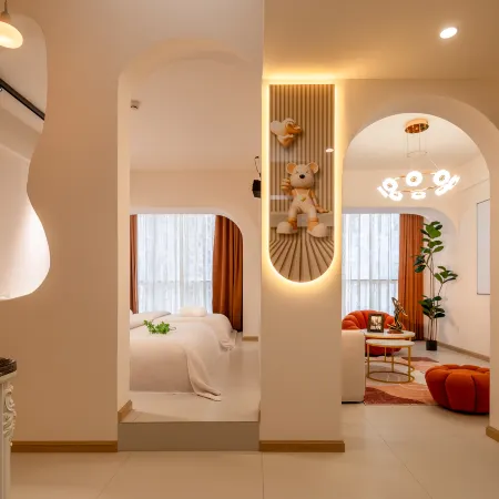 Orange and Tangerine Homestay (Nanping Pedestrian Street, Chuanxin Drum Tower Metro Station Branch)