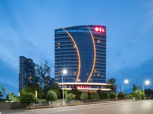 Huatian Hotel