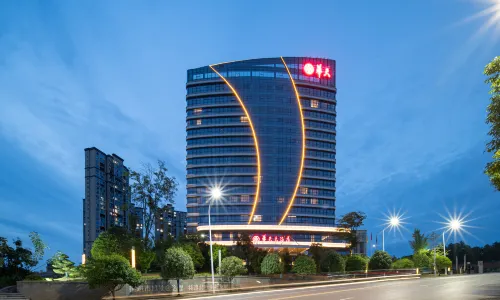 Huatian Hotel