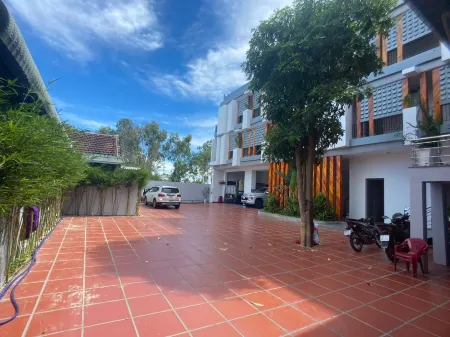 Ngoc Hoa Hotel - Near Vinwonder Nam Hoi An