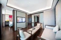 TILL BRIGHT HOTEL