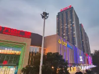 Yunqi Scenic Hotel (Yinchuan Jinfeng Wanda) - Condos