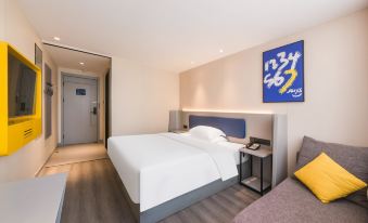 7 days Quality Hotel (jinniuwan store of Yangzhou Jiangdu East passenger station)