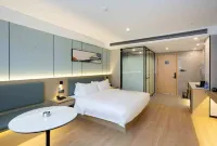 Qingmu Collection Hotel (Tongcheng International Financial Plaza Wangxi East Road)