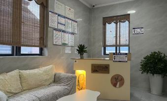 Tianmen Mountain River Homestay