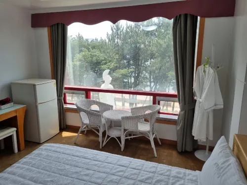 Namhae Beach Hotel - 3-Star
