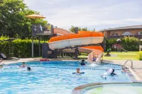 Bon Chill Glamping By Cosmos Otium - Pools